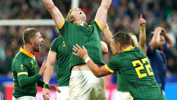 South Africa celebrate victory over France